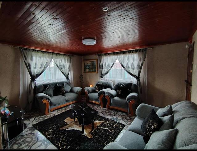 3 BEDROOM HOUSE FOR SALE IN LENASIA SOUTH